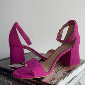 Gianni Bini Fuchsia Block Party Heels